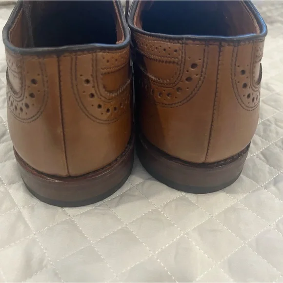 Allen Edmonds Tan McAllister Wingtips 12EEE - Picture 4 of 6